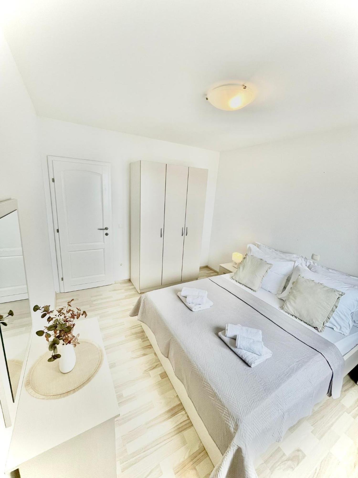 Apartments Katara Brela Exterior foto